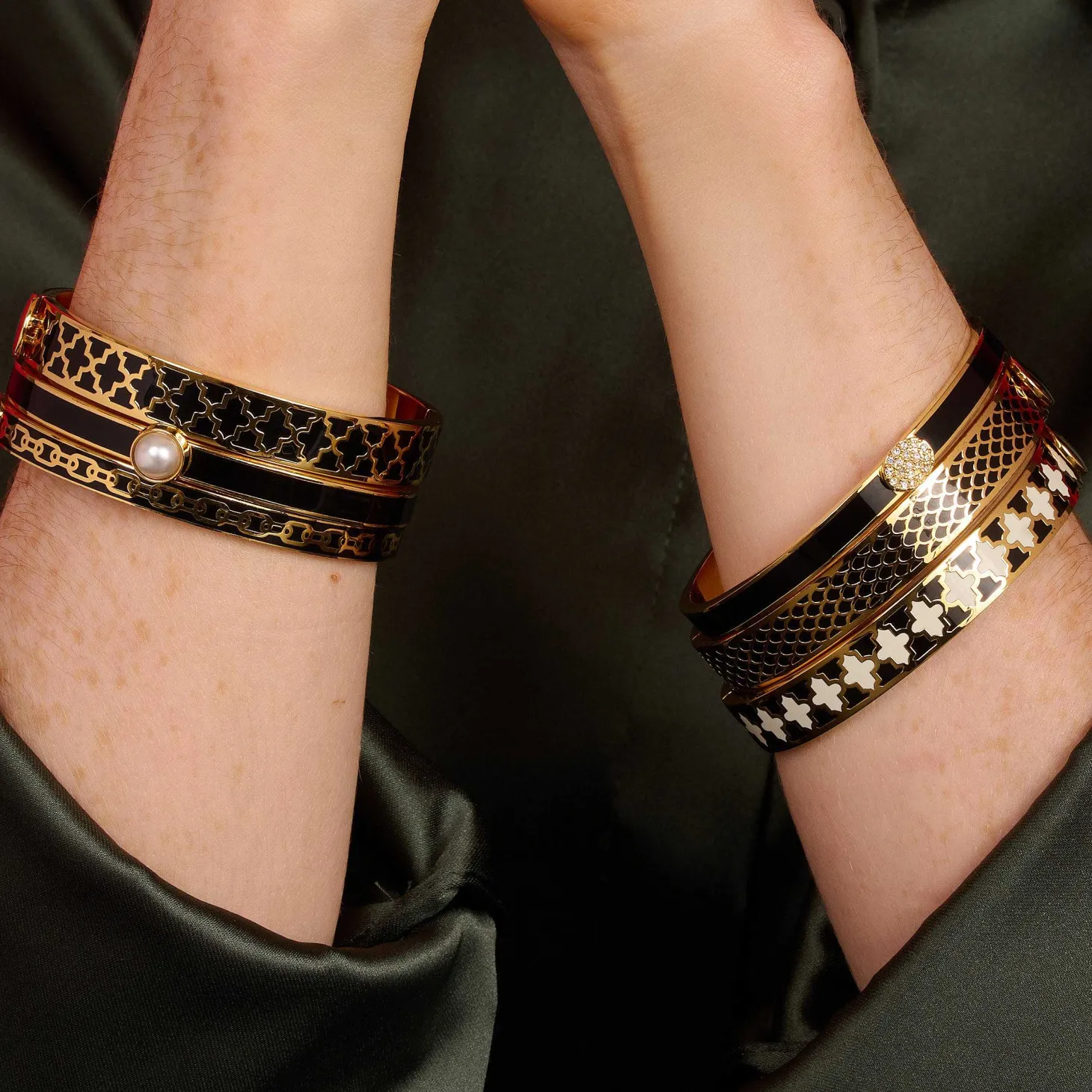 Agama Black, Cream Gold Hinged Enamel Bangle | Halcyon Days