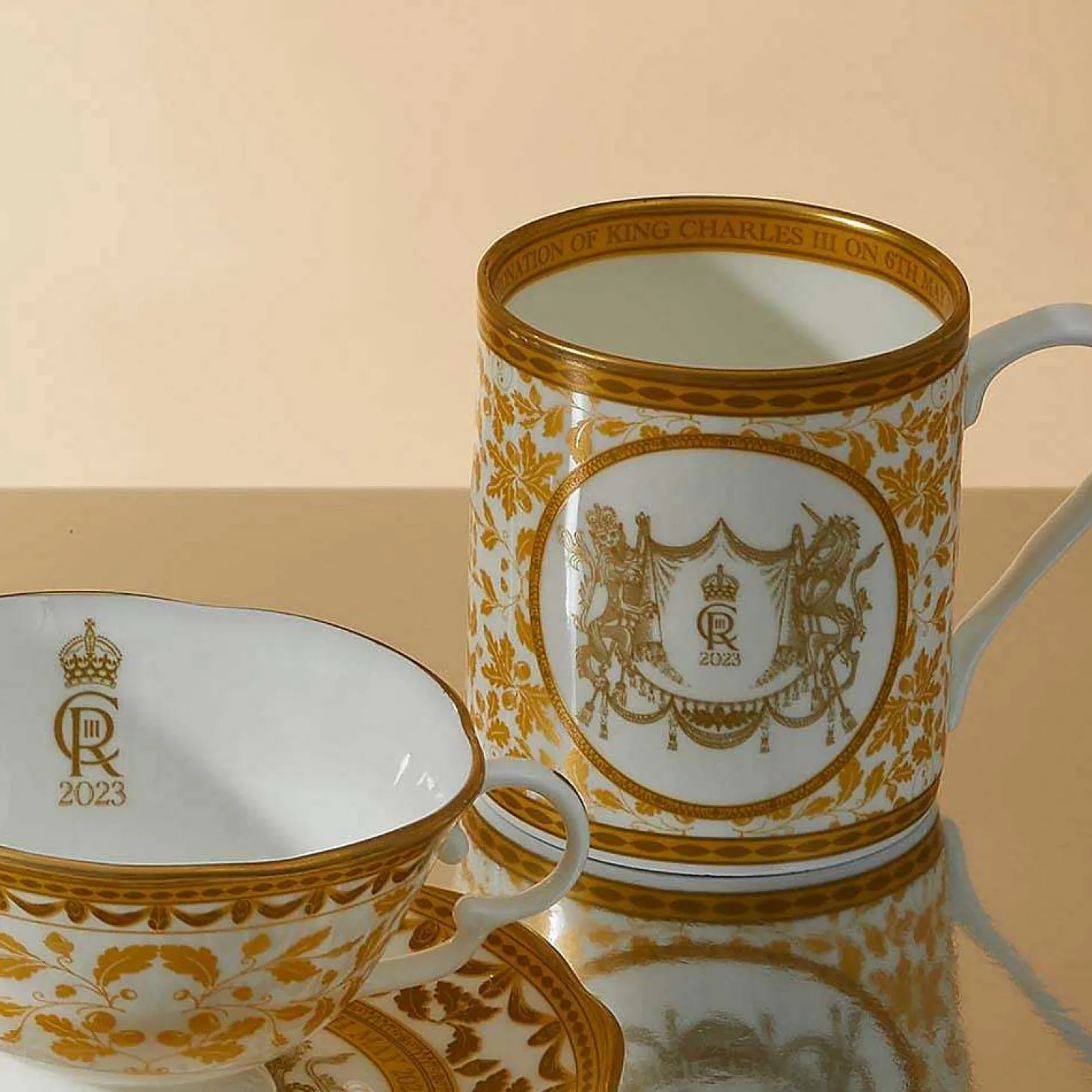 Coronation Gold English Fine Bona China Mug | Halcyon Days