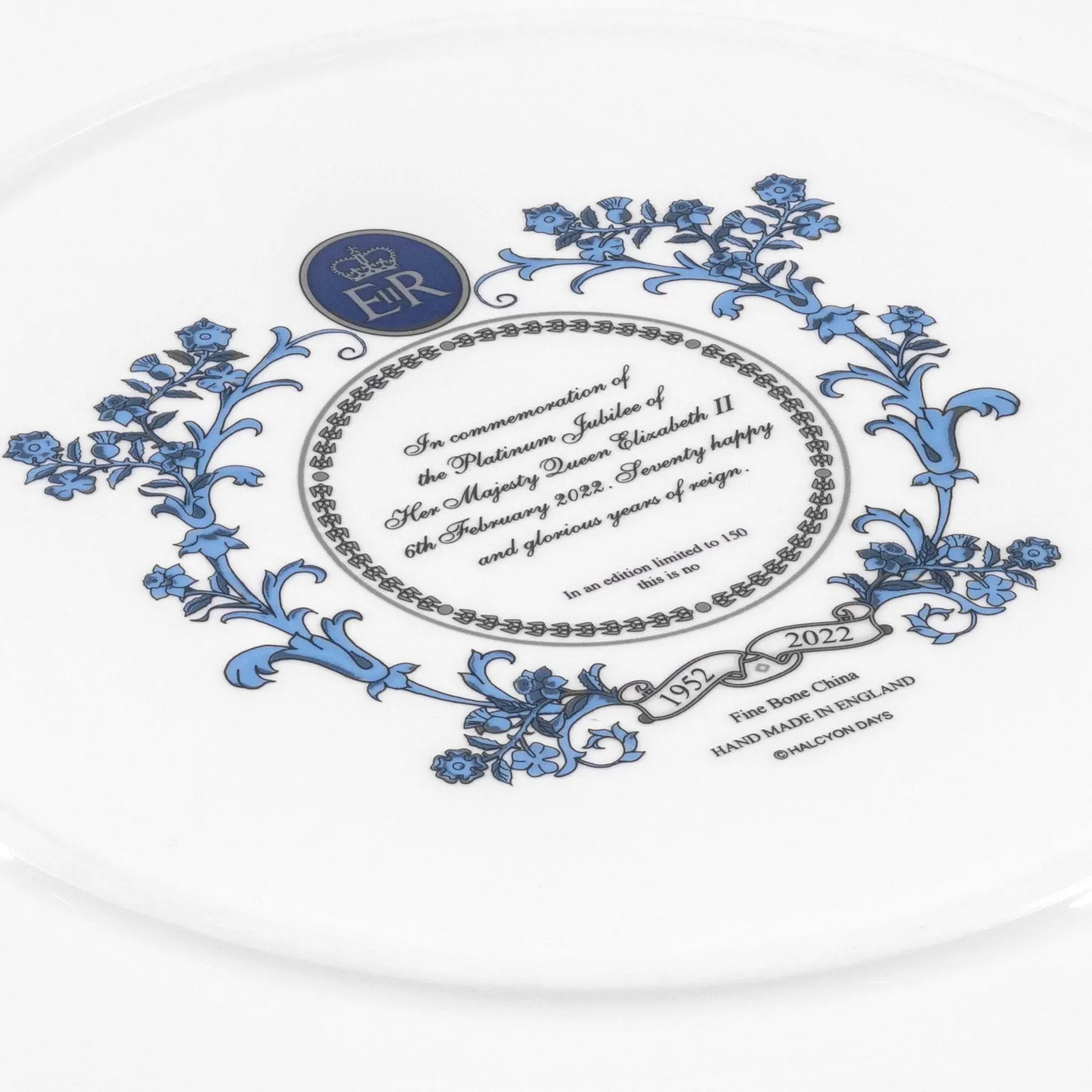 Platinum Jubilee Flowers Of The Realm 10" Presentation Coupe Plate